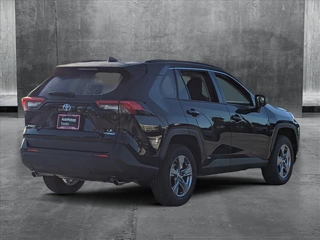 2024 Toyota RAV4 Hybrid LE