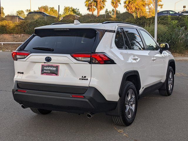 2024 Toyota RAV4 Hybrid LE