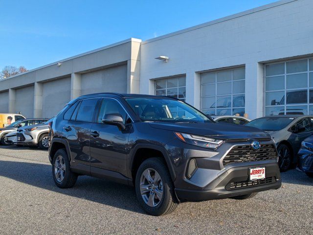 2024 Toyota RAV4 Hybrid LE