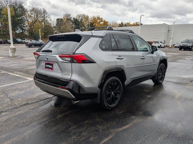 2024 Toyota RAV4 Hybrid SE