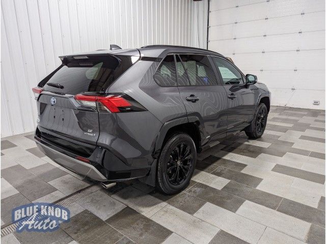 2024 Toyota RAV4 Hybrid SE