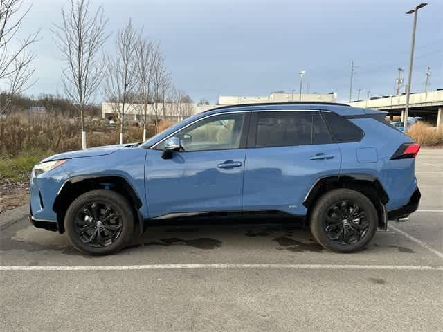 2024 Toyota RAV4 Hybrid SE