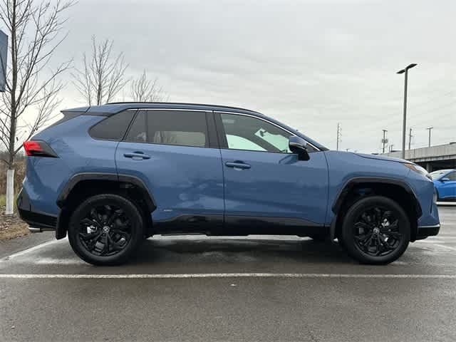 2024 Toyota RAV4 Hybrid SE