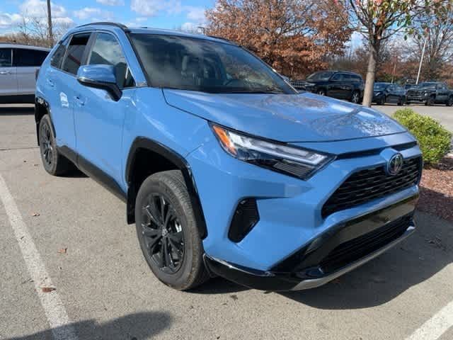 2024 Toyota RAV4 Hybrid SE