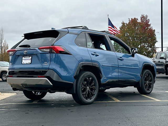 2024 Toyota RAV4 Hybrid SE