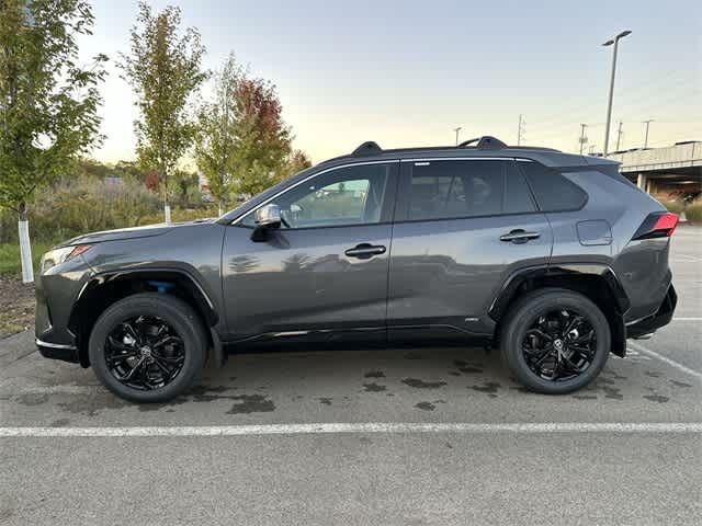 2024 Toyota RAV4 Hybrid SE