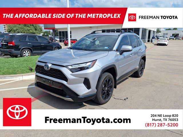 2024 Toyota RAV4 Hybrid SE