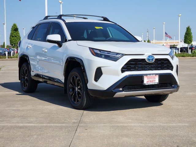 2024 Toyota RAV4 Hybrid SE