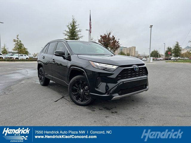 2024 Toyota RAV4 Hybrid SE