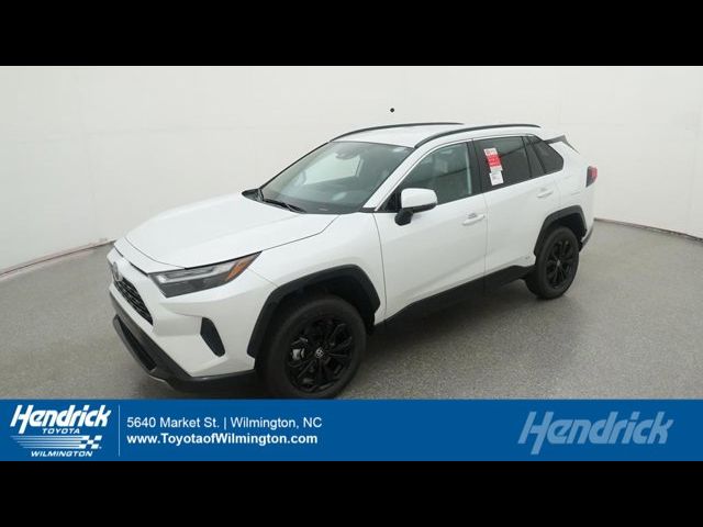 2024 Toyota RAV4 Hybrid SE