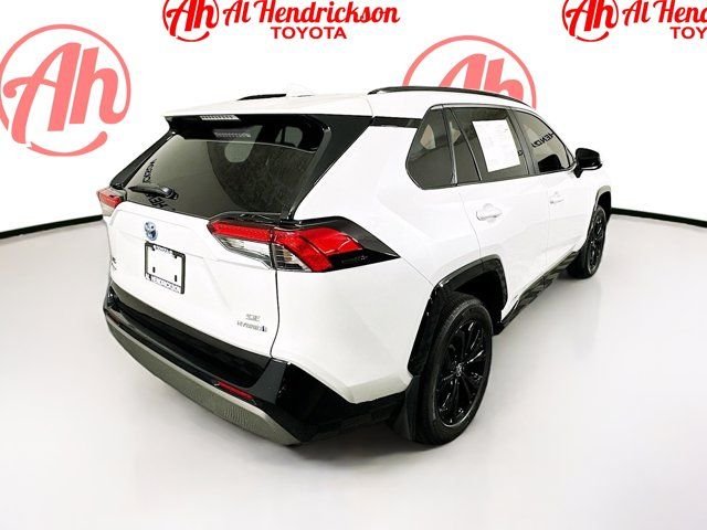 2024 Toyota RAV4 Hybrid SE