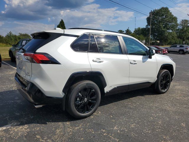 2024 Toyota RAV4 Hybrid SE