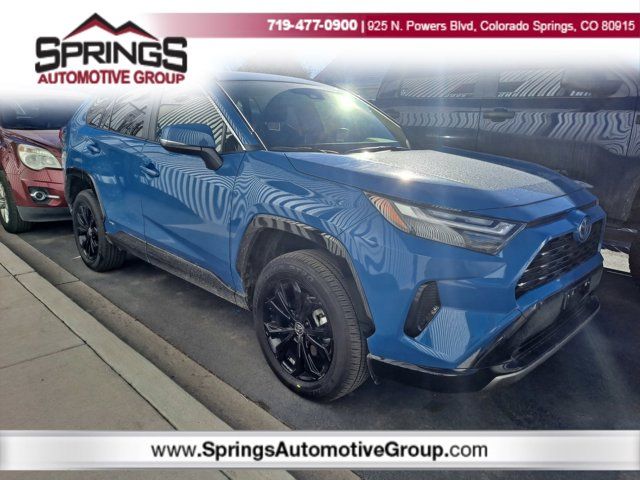 2024 Toyota RAV4 Hybrid SE