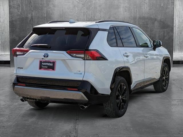 2024 Toyota RAV4 Hybrid SE