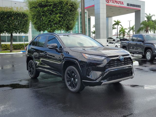 2024 Toyota RAV4 Hybrid SE