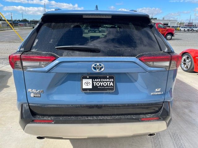 2024 Toyota RAV4 Hybrid SE