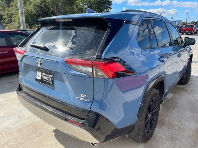 2024 Toyota RAV4 Hybrid SE