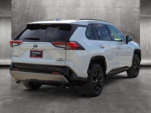 2024 Toyota RAV4 Hybrid SE