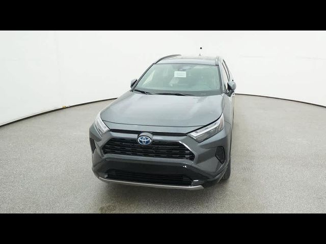 2024 Toyota RAV4 Hybrid SE