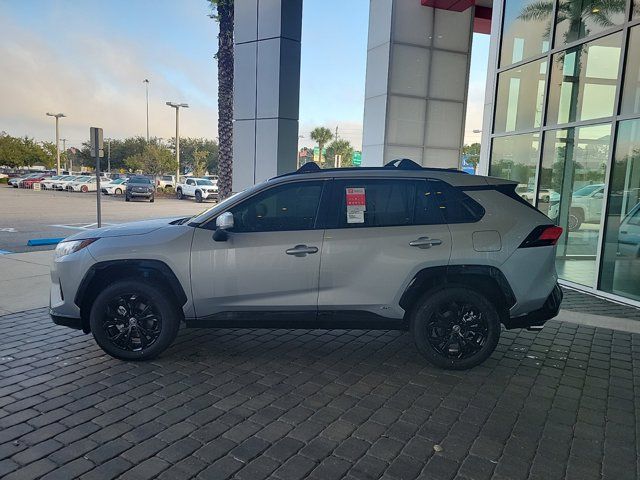 2024 Toyota RAV4 Hybrid SE