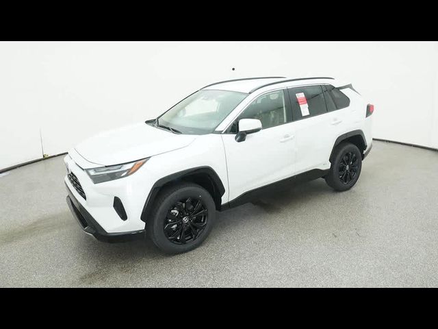 2024 Toyota RAV4 Hybrid SE