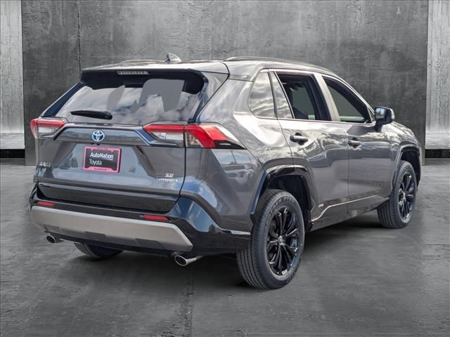 2024 Toyota RAV4 Hybrid SE