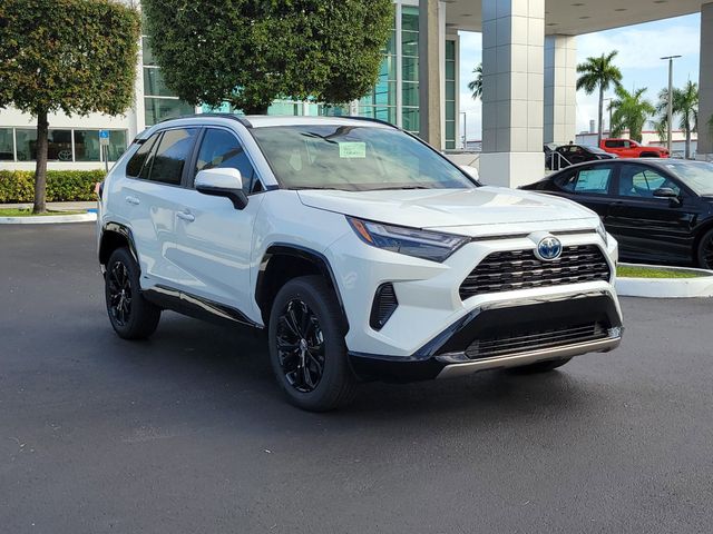 2024 Toyota RAV4 Hybrid SE