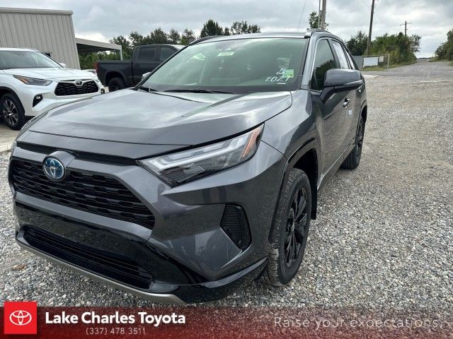 2024 Toyota RAV4 Hybrid SE