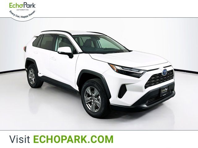 2024 Toyota RAV4 Hybrid XLE