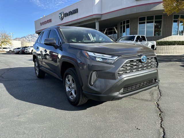 2024 Toyota RAV4 Hybrid XLE