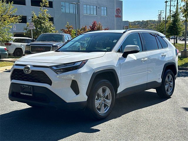 2024 Toyota RAV4 Hybrid XLE