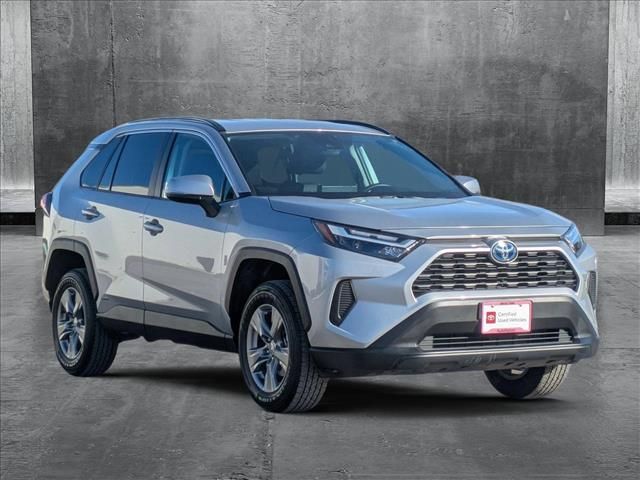 2024 Toyota RAV4 Hybrid XLE