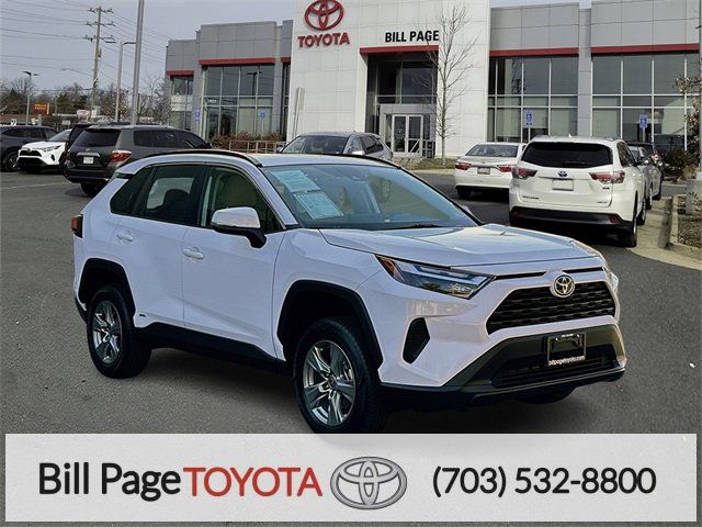 2024 Toyota RAV4 Hybrid XLE