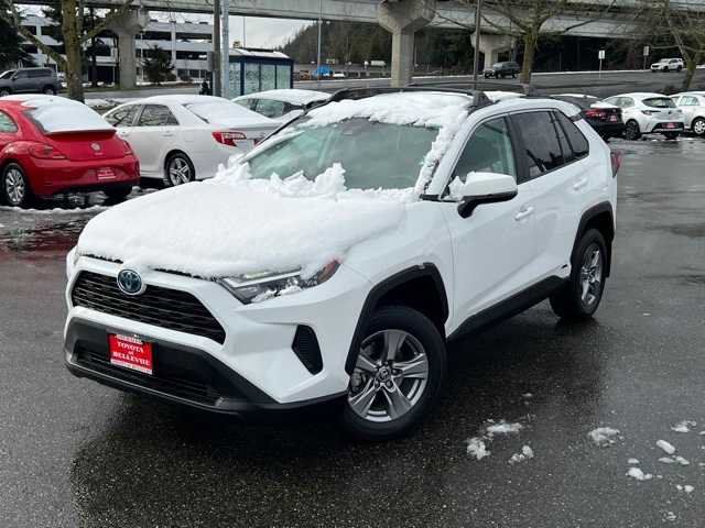 2024 Toyota RAV4 Hybrid XLE