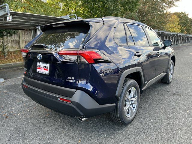 2024 Toyota RAV4 Hybrid XLE