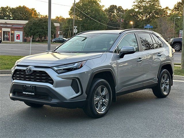 2024 Toyota RAV4 Hybrid XLE