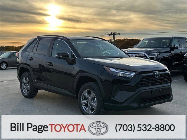 2024 Toyota RAV4 Hybrid XLE