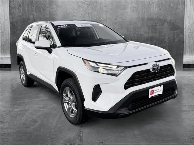 2024 Toyota RAV4 Hybrid XLE