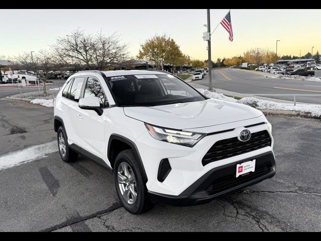 2024 Toyota RAV4 Hybrid XLE