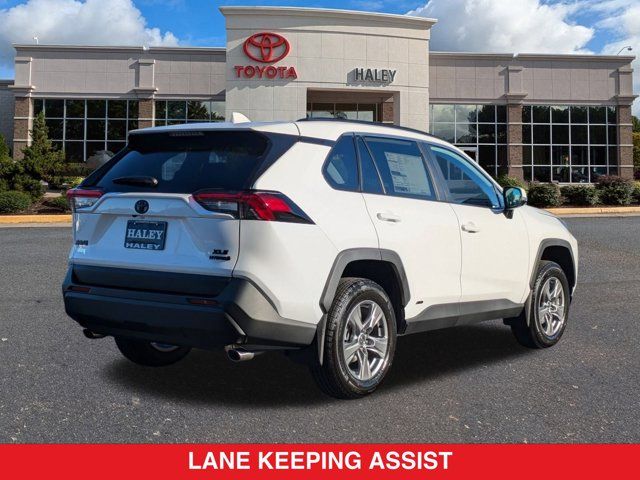 2024 Toyota RAV4 Hybrid XLE