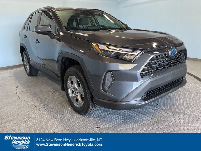 2024 Toyota RAV4 Hybrid XLE