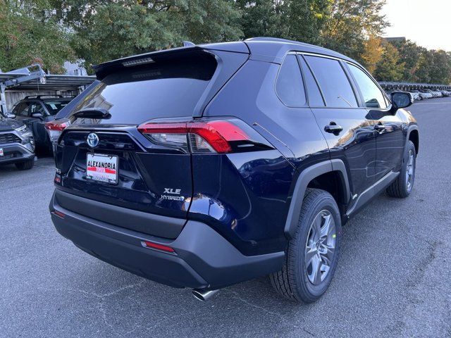 2024 Toyota RAV4 Hybrid XLE