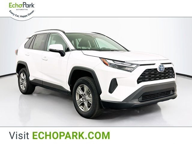 2024 Toyota RAV4 Hybrid XLE