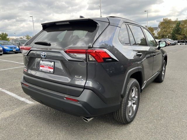 2024 Toyota RAV4 Hybrid XLE