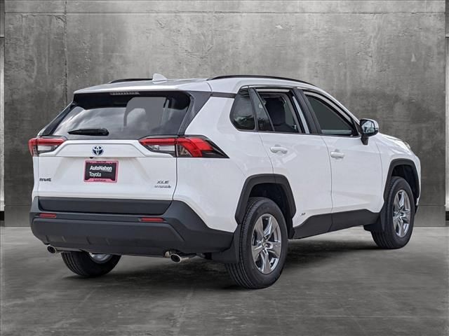 2024 Toyota RAV4 Hybrid XLE