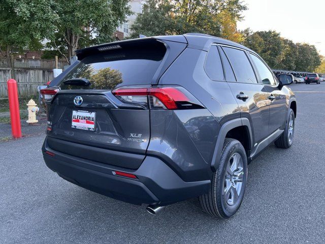 2024 Toyota RAV4 Hybrid XLE