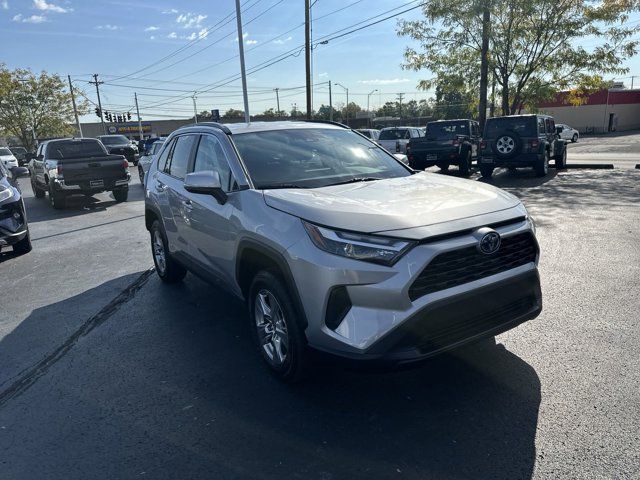 2024 Toyota RAV4 Hybrid XLE