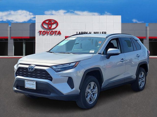 2024 Toyota RAV4 Hybrid XLE