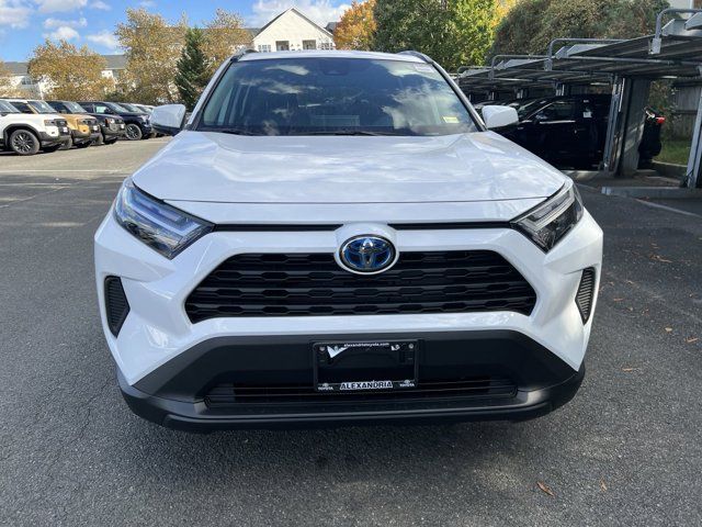 2024 Toyota RAV4 Hybrid XLE