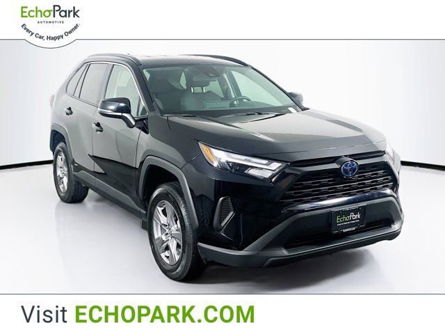 2024 Toyota RAV4 Hybrid XLE